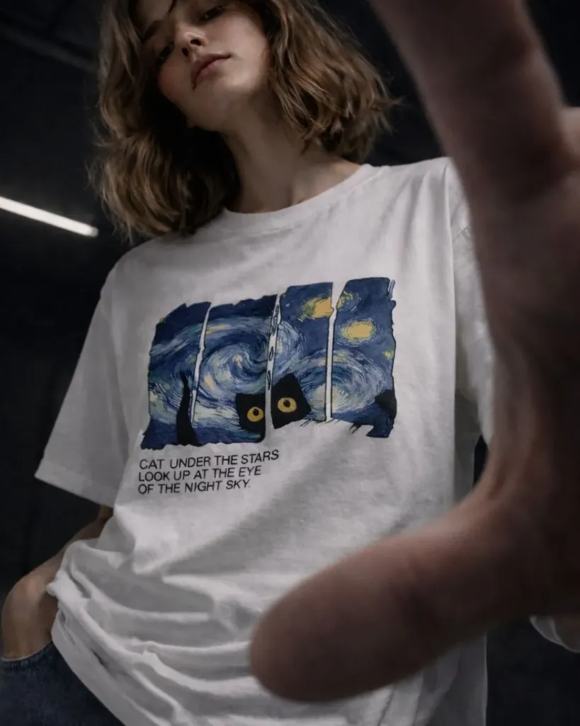 T-shirt_Oversize_Cat_Eye.webp